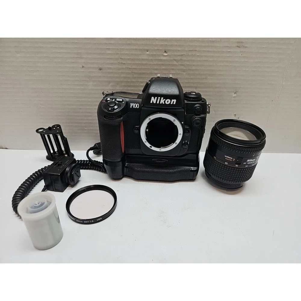 Nikon F100 35mm SLR Film Camera Black Body With Extras (For Parts/repair)...read